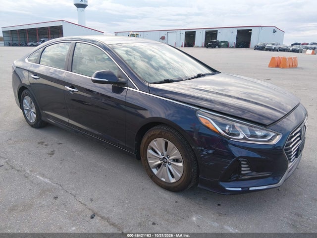 Продаж на аукціоні авто 2018 Hyundai Sonata Hybrid Se, vin: KMHE24L31JA080168, номер лоту: 46421163