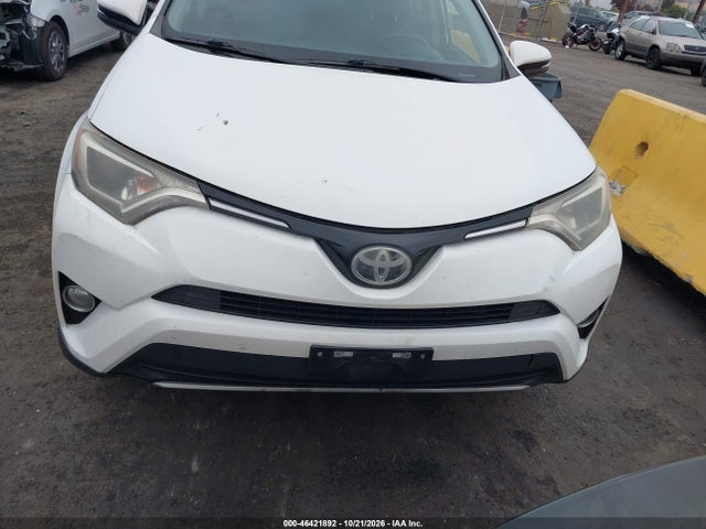 Aukcja sprzedaży 2018 Toyota Rav4 Xle, vin: JTMWFREV8JJ211119, numer aukcji: 46421892
