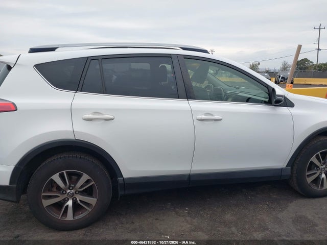Aukcja sprzedaży 2018 Toyota Rav4 Xle, vin: JTMWFREV8JJ211119, numer aukcji: 46421892