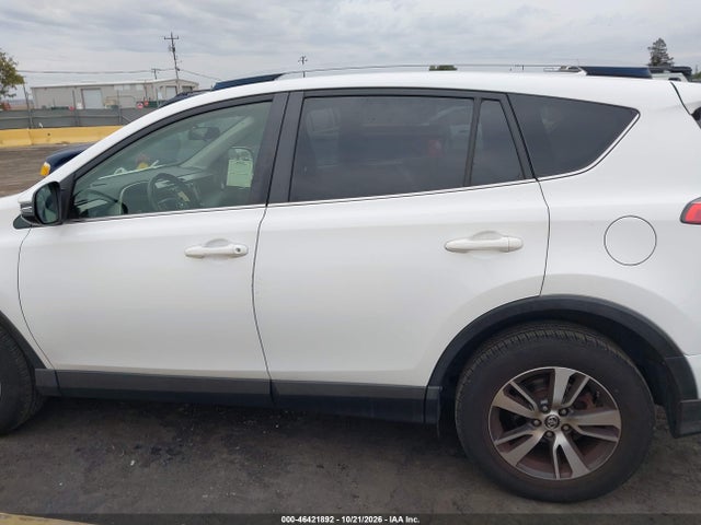 Aukcja sprzedaży 2018 Toyota Rav4 Xle, vin: JTMWFREV8JJ211119, numer aukcji: 46421892