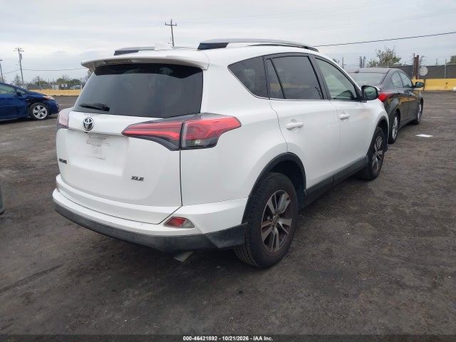 Aukcja sprzedaży 2018 Toyota Rav4 Xle, vin: JTMWFREV8JJ211119, numer aukcji: 46421892