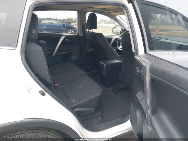 Aukcja sprzedaży 2018 Toyota Rav4 Xle, vin: JTMWFREV8JJ211119, numer aukcji: 46421892