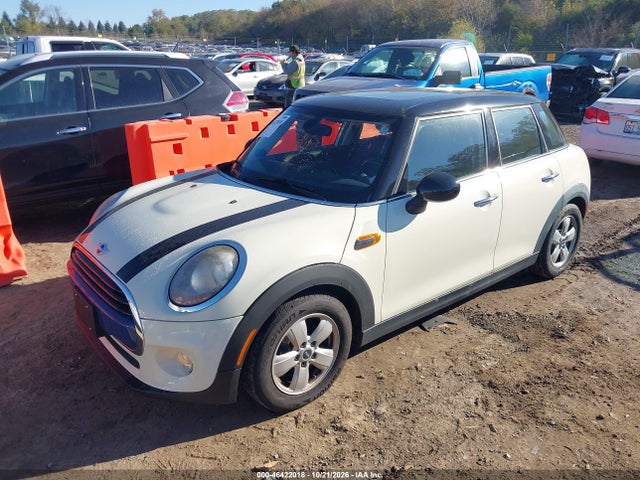 Продаж на аукціоні авто 2016 Mini Hardtop Cooper, vin: WMWXU1C52G2A93229, номер лоту: 46422018
