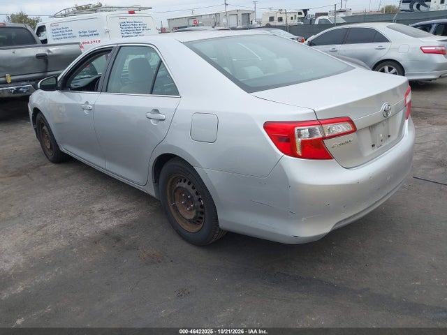 46422025 :رقم المزاد ، 4T4BF1FK1CR221191 vin ، 2012 Toyota Camry Le مزاد بيع
