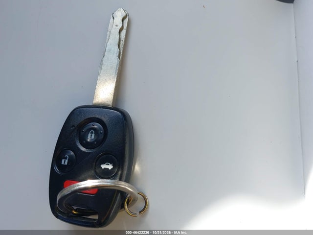Продаж на аукціоні авто 2013 Honda Civic Hybrid, vin: 19XFB4F21DE201455, номер лоту: 46422236