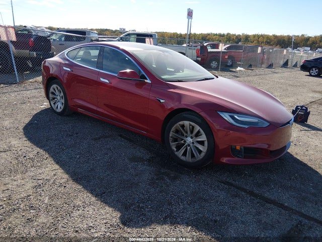 Продаж на аукціоні авто 2016 Tesla Model S 60/70/75/85, vin: 5YJSA1E17GF173443, номер лоту: 46422625