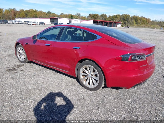Продажа на аукционе авто 2016 Tesla Model S 60/70/75/85, vin: 5YJSA1E17GF173443, номер лота: 46422625