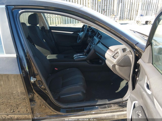 46422717 :رقم المزاد ، 19XFC2F54HE053951 vin ، 2017 Honda Civic Lx مزاد بيع