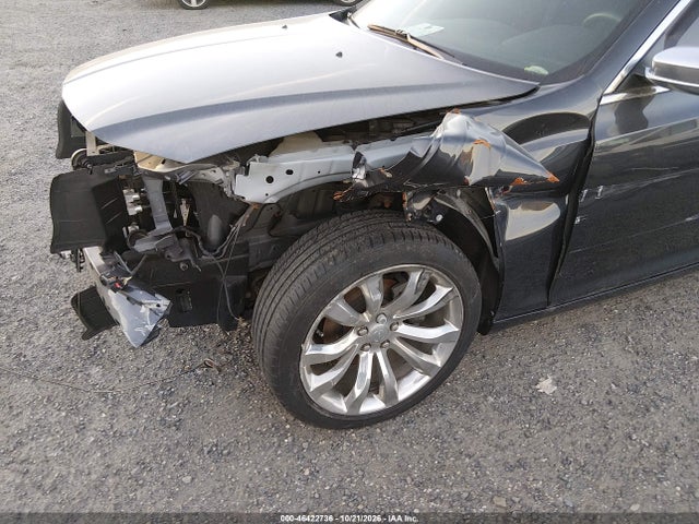 2015 Chrysler 300c Platinum მანქანა იყიდება აუქციონზე, vin: 2C3CCAPG7FH877297, აუქციონის ნომერი: 46422736
