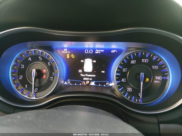 2015 Chrysler 300c Platinum მანქანა იყიდება აუქციონზე, vin: 2C3CCAPG7FH877297, აუქციონის ნომერი: 46422736