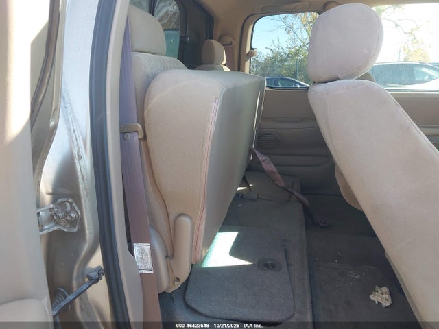 46423649 :رقم المزاد ، 5TBBT44193S436768 vin ، 2003 Toyota Tundra Sr5 V8 مزاد بيع