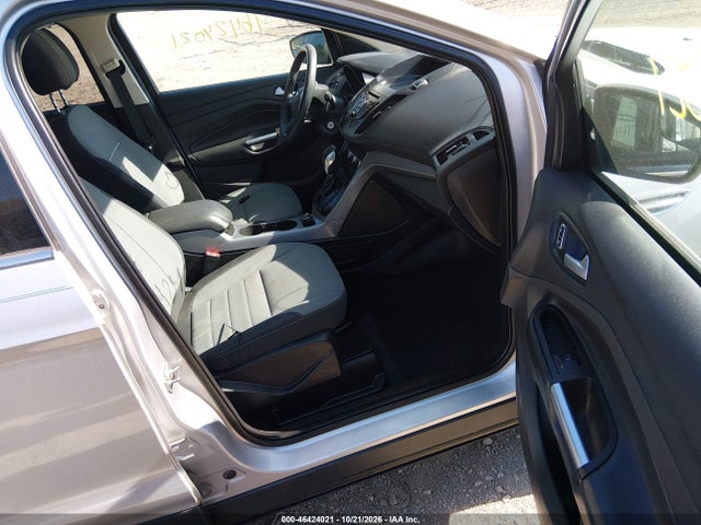 Продажа на аукционе авто 2015 Ford Escape Se, vin: 1FMCU9GX0FUB18328, номер лота: 46424021