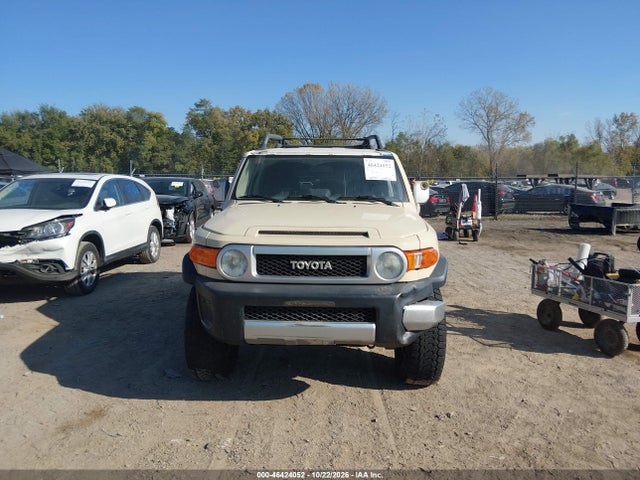 46424052 :رقم المزاد ، JTEBU11F48K030457 vin ، 2008 Toyota Fj Cruiser مزاد بيع