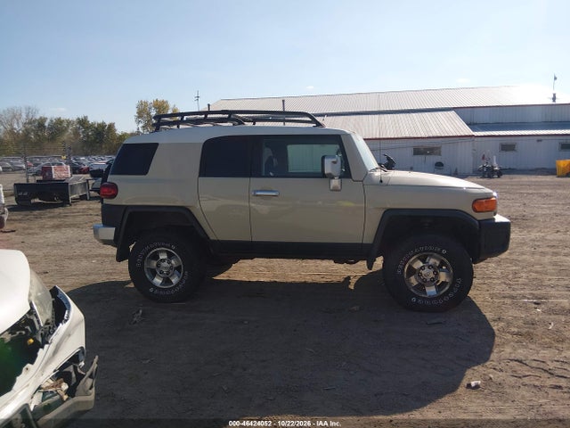 46424052 :رقم المزاد ، JTEBU11F48K030457 vin ، 2008 Toyota Fj Cruiser مزاد بيع