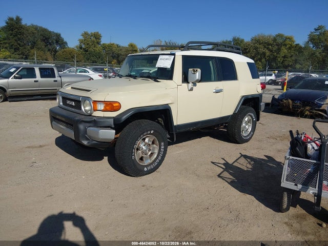 46424052 :رقم المزاد ، JTEBU11F48K030457 vin ، 2008 Toyota Fj Cruiser مزاد بيع