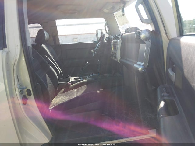 46424052 :رقم المزاد ، JTEBU11F48K030457 vin ، 2008 Toyota Fj Cruiser مزاد بيع