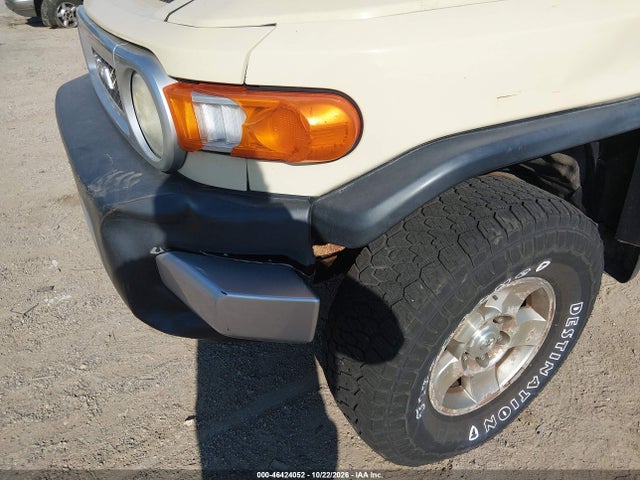46424052 :رقم المزاد ، JTEBU11F48K030457 vin ، 2008 Toyota Fj Cruiser مزاد بيع