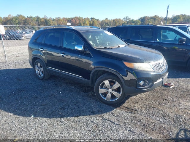 2013 Kia Sorento Ex V6 მანქანა იყიდება აუქციონზე, vin: 5XYKU4A28DG379852, აუქციონის ნომერი: 46424113