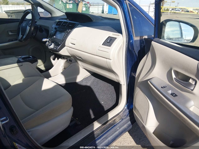 2012 Toyota Prius V Two მანქანა იყიდება აუქციონზე, vin: JTDZN3EU3C3072240, აუქციონის ნომერი: 46424374