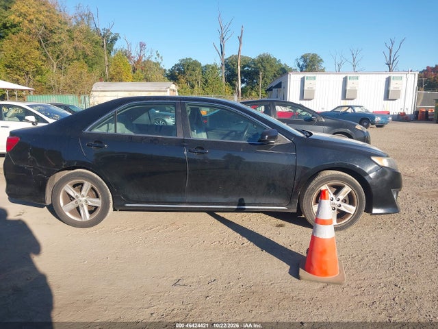 2013 Toyota Camry Le მანქანა იყიდება აუქციონზე, vin: 4T1BF1FK3DU710154, აუქციონის ნომერი: 46424421
