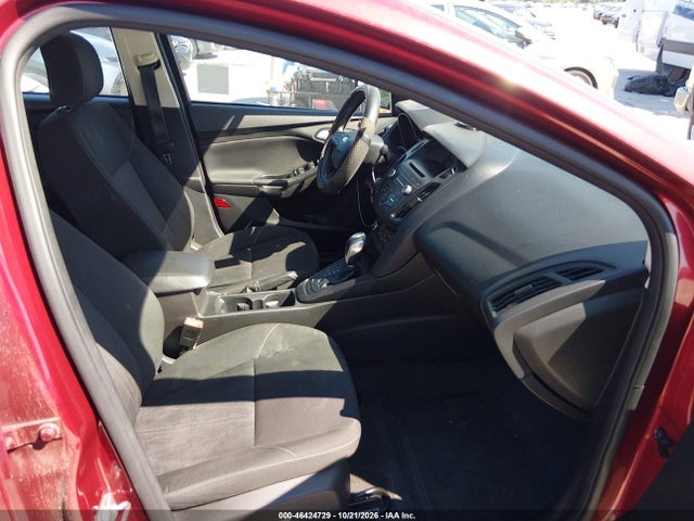 46424729 :رقم المزاد ، 1FADP3F27FL324888 vin ، 2015 Ford Focus Se مزاد بيع
