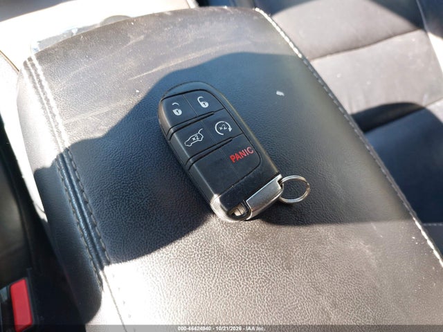 2015 Jeep Grand Cherokee Limited მანქანა იყიდება აუქციონზე, vin: 1C4RJFBG3FC213338, აუქციონის ნომერი: 46424940