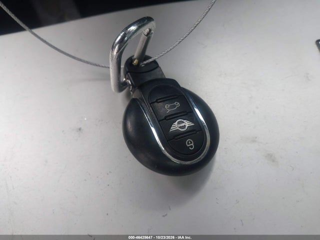 Mini Clubman Cooper 2016 WMWLN5C58G2E29890 Image 11