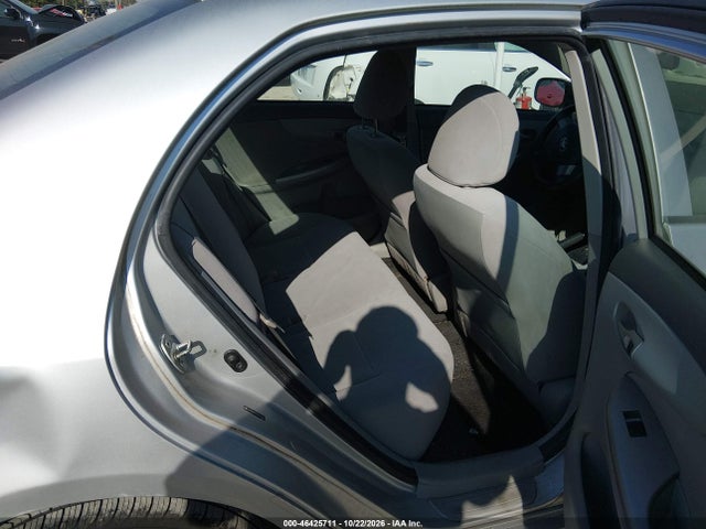 46425711 :رقم المزاد ، JTDBU4EE5AJ056374 vin ، 2010 Toyota Corolla Le مزاد بيع