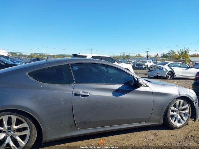 2016 Hyundai Genesis 3.8 Base მანქანა იყიდება აუქციონზე, vin: KMHHT6KJ1GU131214, აუქციონის ნომერი: 46427275