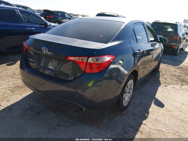 46428545 :رقم المزاد ، 5YFBURHE8HP640248 vin ، 2017 Toyota Corolla Le مزاد بيع