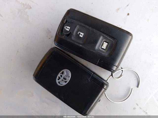 Продажа на аукционе авто 2005 Toyota Prius, vin: JTDKB20UX53037788, номер лота: 46428596