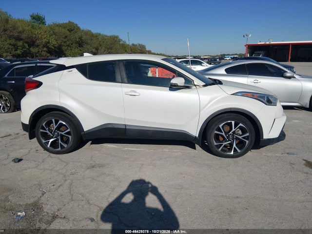 46429378 :رقم المزاد ، NMTKHMBXXJR041395 vin ، 2018 Toyota C-hr Xle Premium مزاد بيع