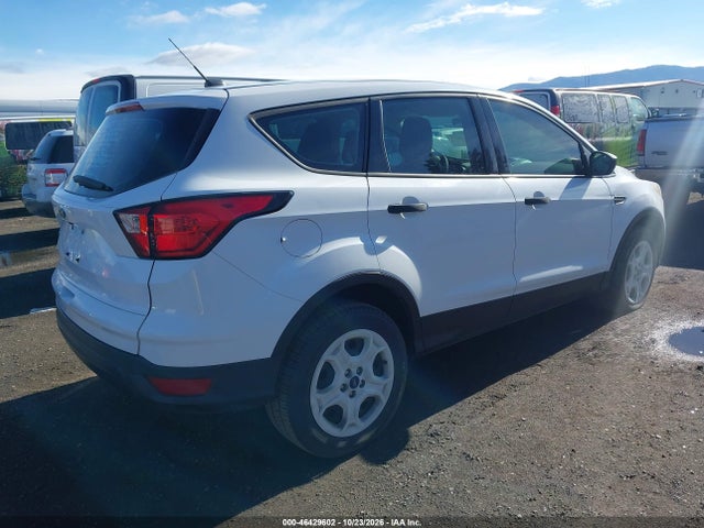 Ford ESCAPE S 2019 1FMCU0F78KUA78930 Image 4