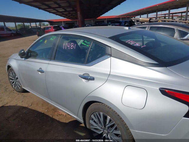 1N4BL4DV3SN359142 Nissan Altima Sv Fwd