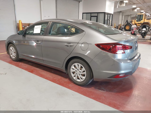 Hyundai ELANTRA SE 2019 5NPD74LF4KH490162 Image 3