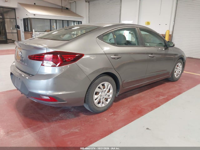 Hyundai ELANTRA SE 2019 5NPD74LF4KH490162 Image 4