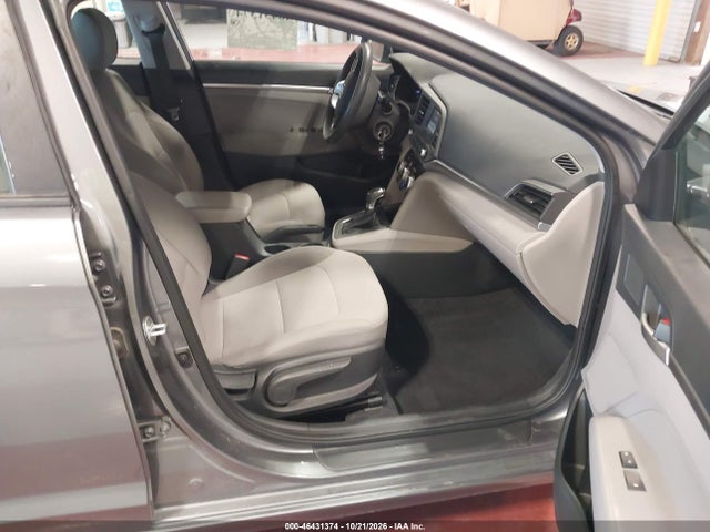 Hyundai ELANTRA SE 2019 5NPD74LF4KH490162 Image 5