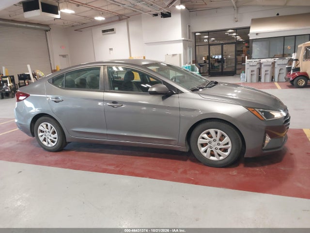 Hyundai ELANTRA SE 2019 5NPD74LF4KH490162 Image 13