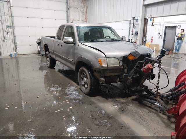 46431563 :رقم المزاد ، 5TBBT4416YS085650 vin ، 2000 Toyota Tundra Sr5 V8 مزاد بيع