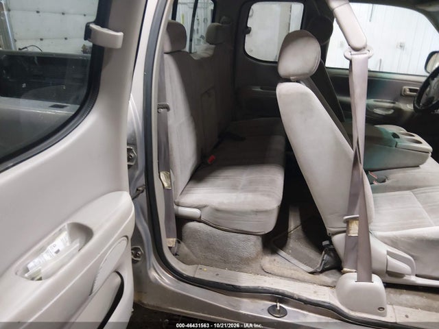 46431563 :رقم المزاد ، 5TBBT4416YS085650 vin ، 2000 Toyota Tundra Sr5 V8 مزاد بيع