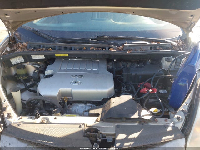 46432792 :رقم المزاد ، 5TDKK4CC1AS300192 vin ، 2010 Toyota Sienna Ce مزاد بيع