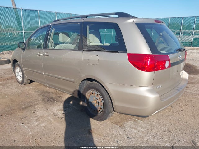 46432792 :رقم المزاد ، 5TDKK4CC1AS300192 vin ، 2010 Toyota Sienna Ce مزاد بيع