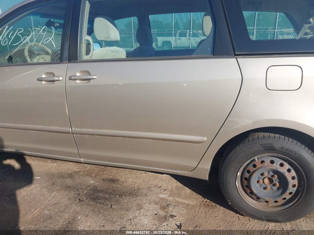 46432792 :رقم المزاد ، 5TDKK4CC1AS300192 vin ، 2010 Toyota Sienna Ce مزاد بيع
