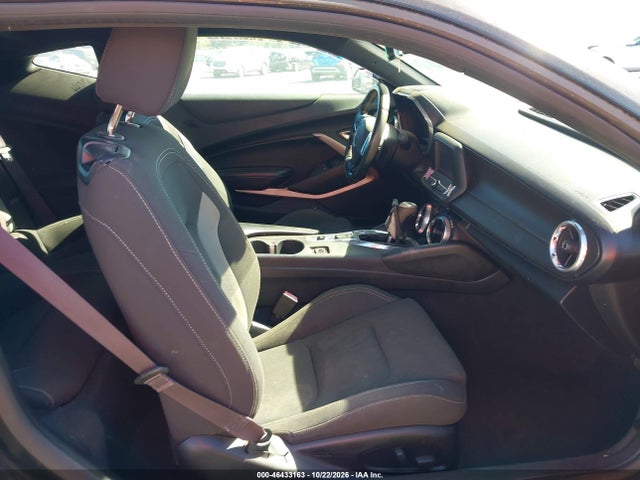 46433163 :رقم المزاد ، 1G1FB1RX6H0195097 vin ، 2017 Chevrolet Camaro 1lt مزاد بيع