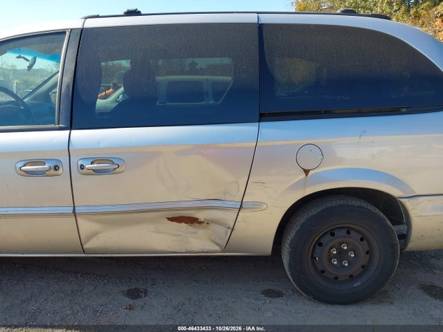 2001 Chrysler Town & Country Lx მანქანა იყიდება აუქციონზე, vin: 2C4GP44G71R108115, აუქციონის ნომერი: 46433433