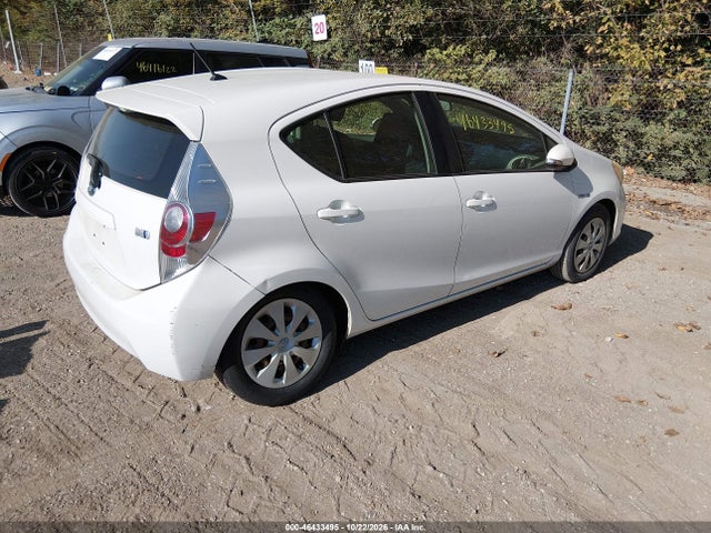 Продаж на аукціоні авто 2012 Toyota Prius C Two, vin: JTDKDTB32C1526621, номер лоту: 46433495