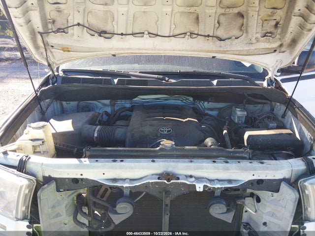 46433509 :رقم المزاد ، 5TFRY5F17CX117048 vin ، 2012 Toyota Tundra Double Cab Sr5 مزاد بيع