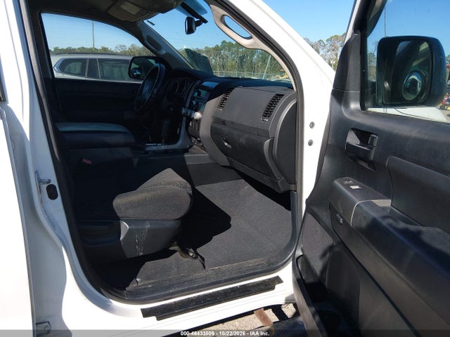 46433509 :رقم المزاد ، 5TFRY5F17CX117048 vin ، 2012 Toyota Tundra Double Cab Sr5 مزاد بيع