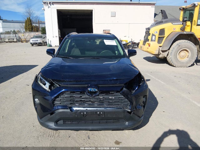 Auction sale of the 2021 Toyota Rav4 Hybrid Xle, vin: JTMRWRFV5MD126463, lot number: 46434102