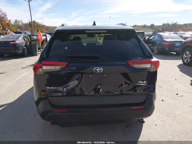 Auction sale of the 2021 Toyota Rav4 Hybrid Xle, vin: JTMRWRFV5MD126463, lot number: 46434102